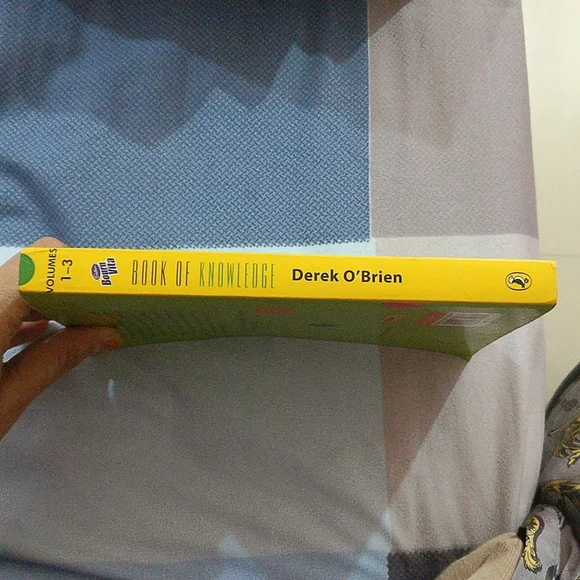 Derek O Brown's BOURNVITA BOOK OF KNOWLEDGE - Picture 2 of 4